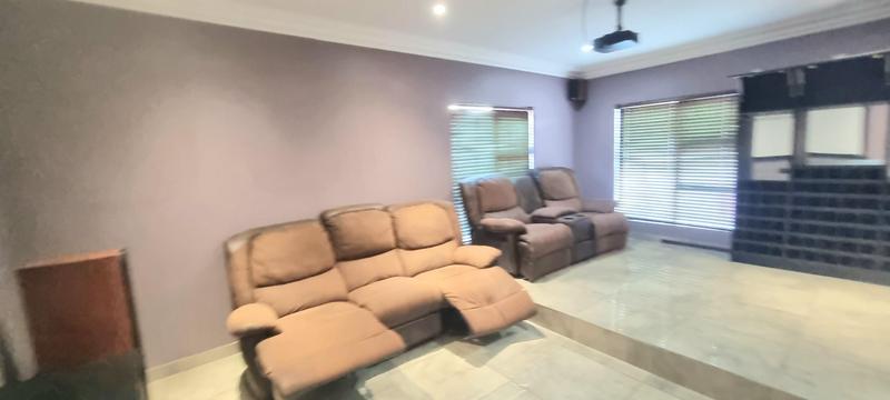 3 Bedroom Property for Sale in Eldoraigne Gauteng