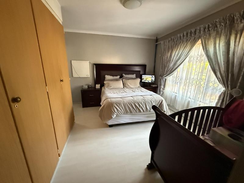 4 Bedroom Property for Sale in The Reeds Gauteng