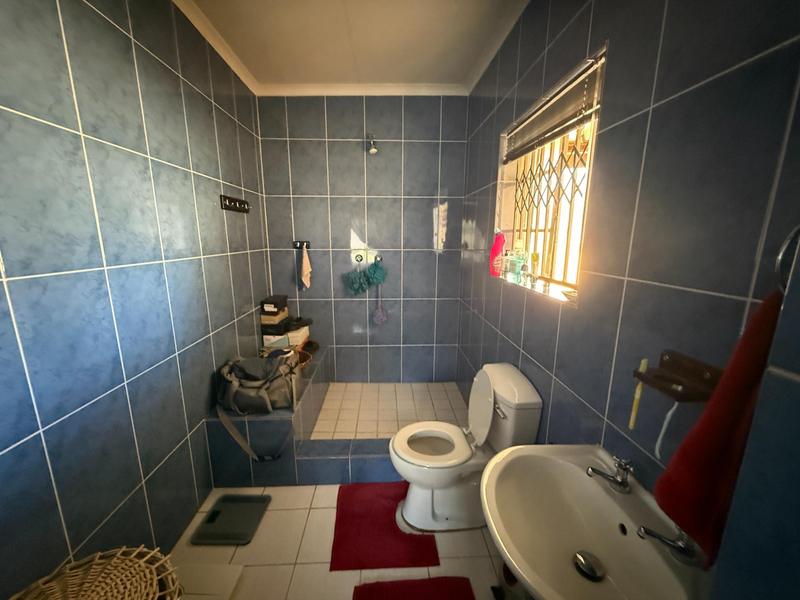 4 Bedroom Property for Sale in The Reeds Gauteng
