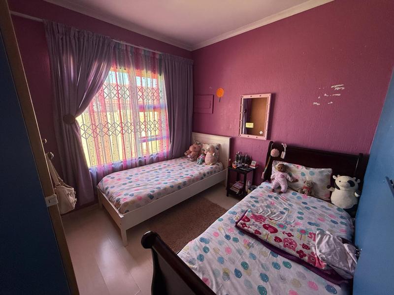 4 Bedroom Property for Sale in The Reeds Gauteng