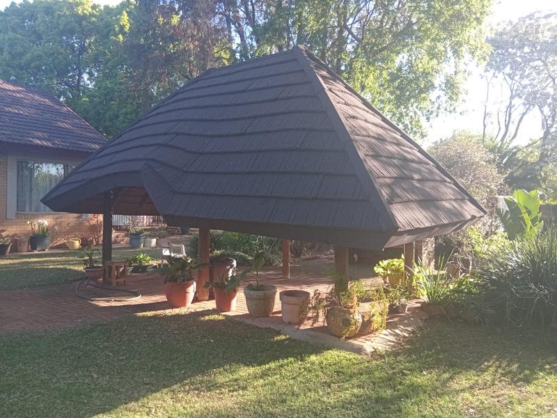 4 Bedroom Property for Sale in Wierda Park Gauteng