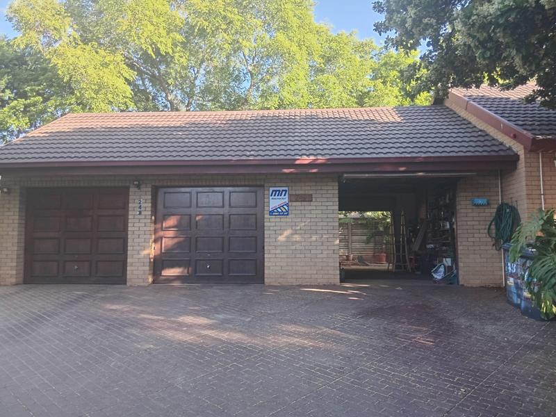 4 Bedroom Property for Sale in Wierda Park Gauteng