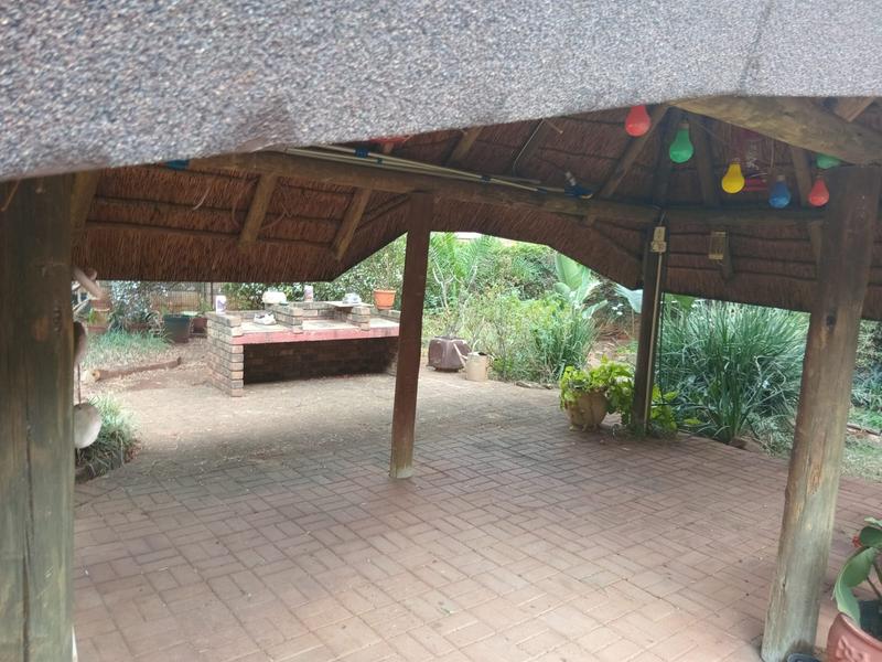 4 Bedroom Property for Sale in Wierda Park Gauteng