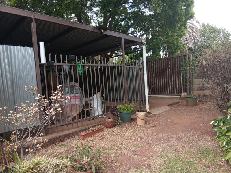 4 Bedroom Property for Sale in Wierda Park Gauteng