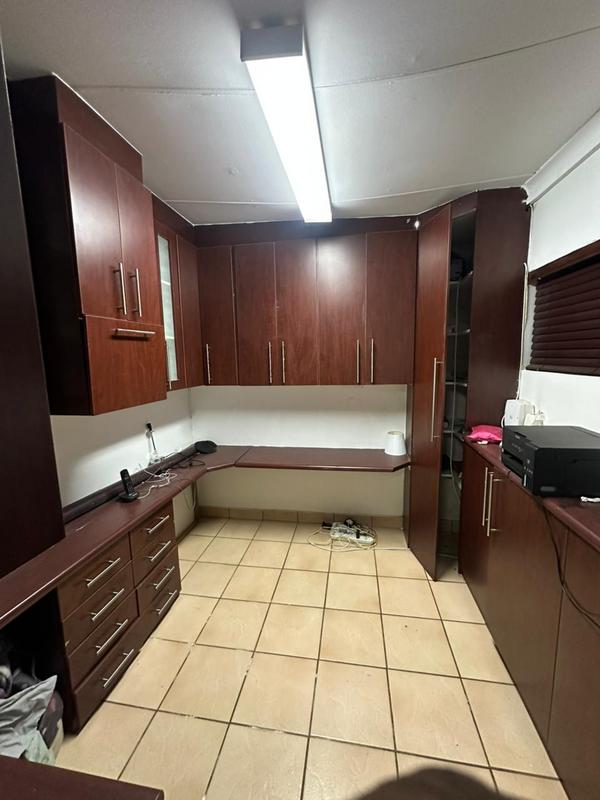 4 Bedroom Property for Sale in Theresa Park Gauteng