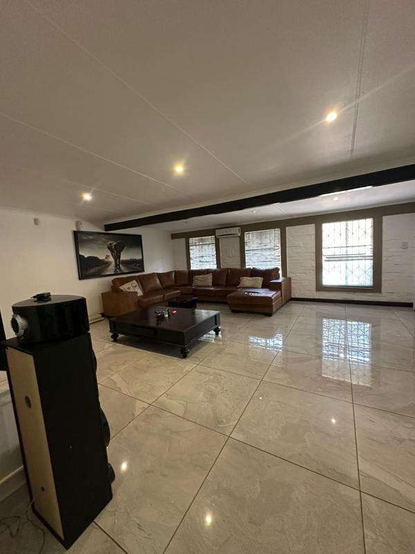 4 Bedroom Property for Sale in Theresa Park Gauteng