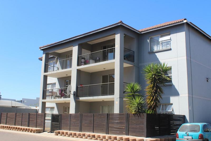 To Let 2 Bedroom Property for Rent in Bardene Gauteng
