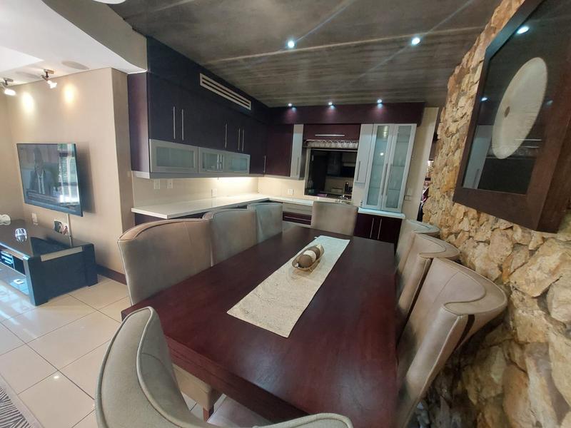 To Let 4 Bedroom Property for Rent in Three Rivers Gauteng