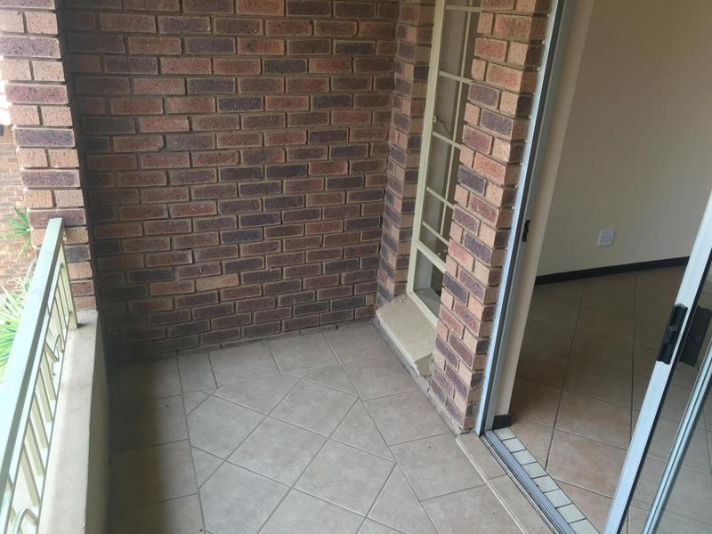2 Bedroom Property for Sale in Mooikloof Ridge Gauteng