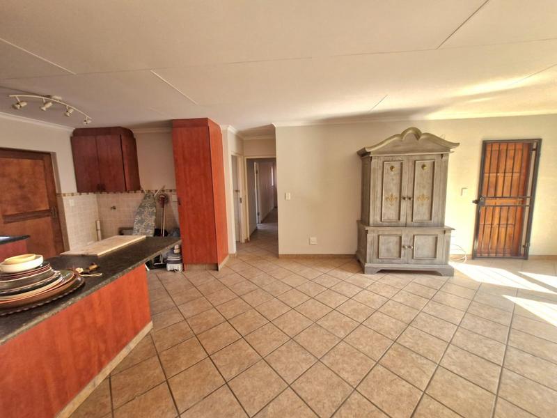 2 Bedroom Property for Sale in Montana Tuine Gauteng