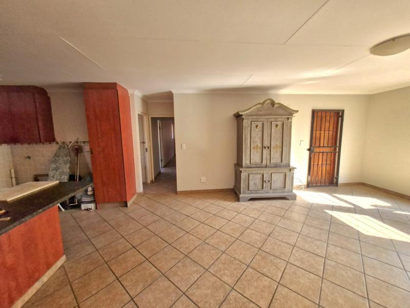 2 Bedroom Property for Sale in Montana Tuine Gauteng