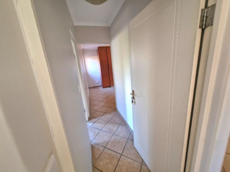 2 Bedroom Property for Sale in Montana Tuine Gauteng
