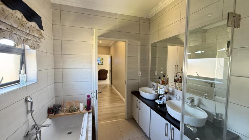 4 Bedroom Property for Sale in Golden Fields Estate Gauteng