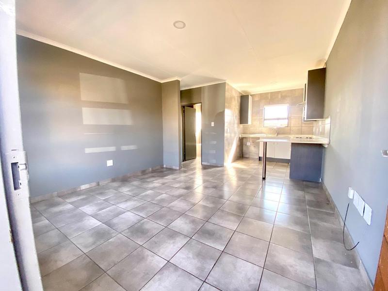 To Let 2 Bedroom Property for Rent in Groblerpark Gauteng