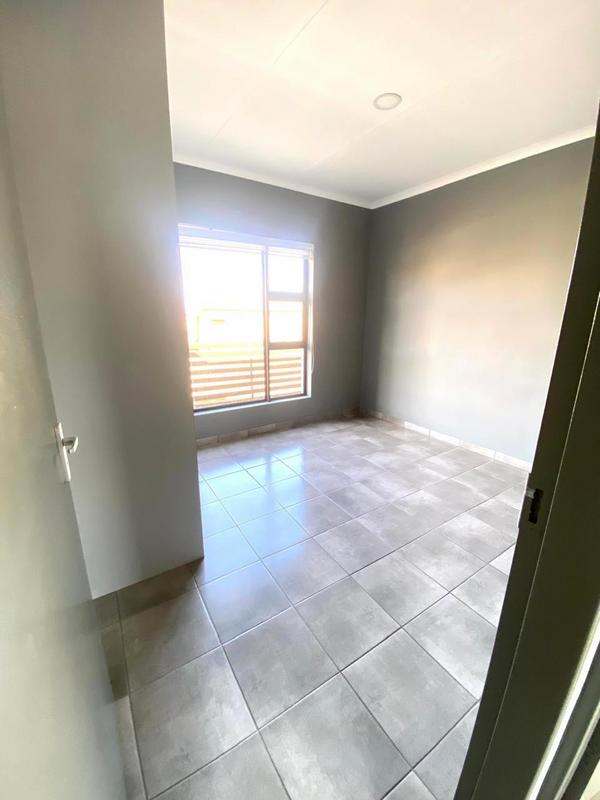 To Let 2 Bedroom Property for Rent in Groblerpark Gauteng