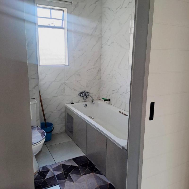 2 Bedroom Property for Sale in Fleurhof Gauteng