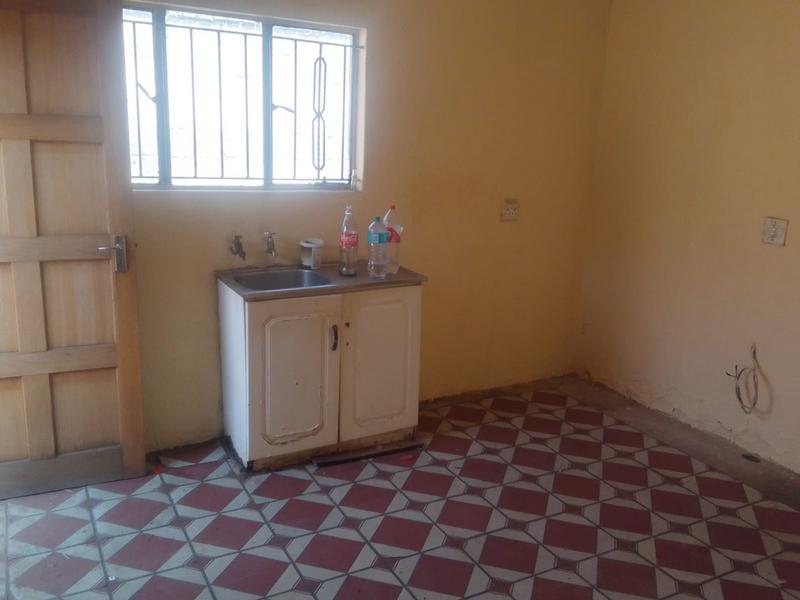 2 Bedroom Property for Sale in Klipspruit Gauteng