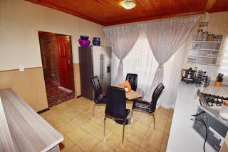5 Bedroom Property for Sale in Crystal Park Gauteng