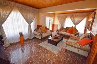 5 Bedroom Property for Sale in Crystal Park Gauteng