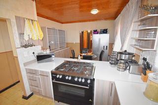5 Bedroom Property for Sale in Crystal Park Gauteng