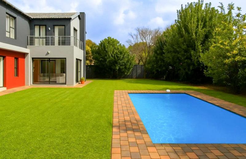 5 Bedroom Property for Sale in Midstream Estate Gauteng