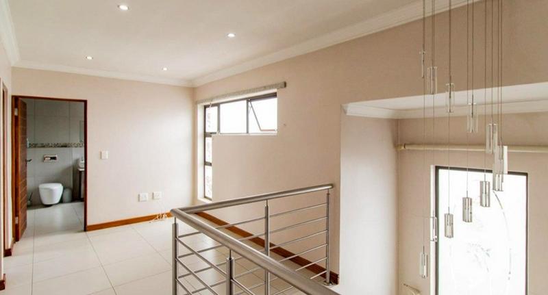 5 Bedroom Property for Sale in Midstream Estate Gauteng
