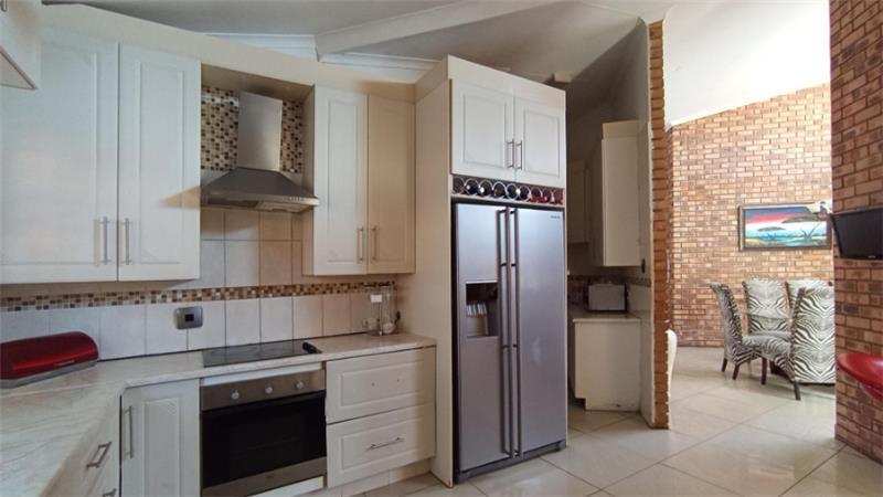 4 Bedroom Property for Sale in The Orchards Gauteng