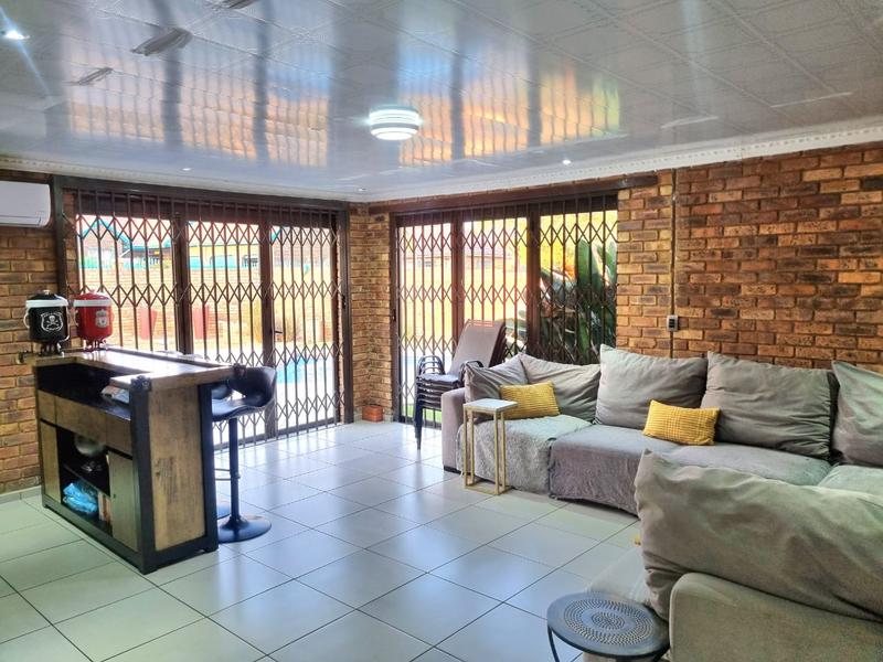 4 Bedroom Property for Sale in Sunward Park Gauteng