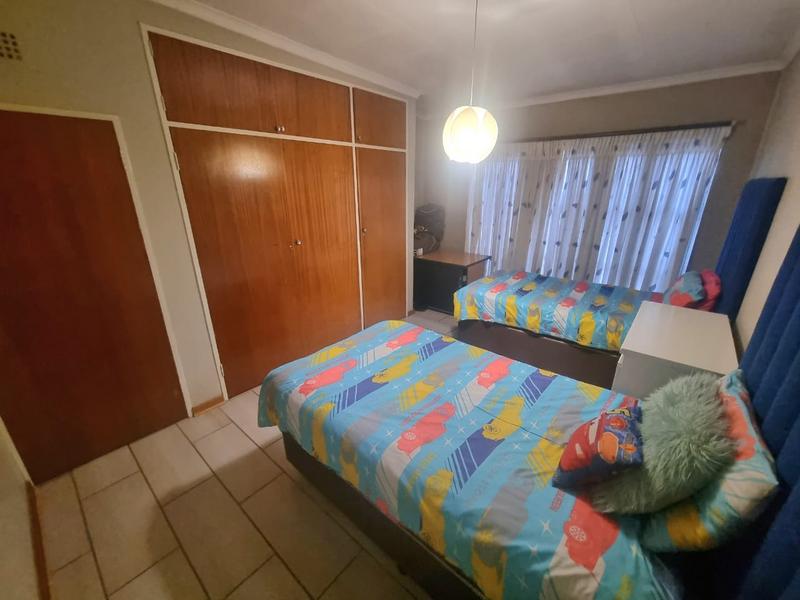 4 Bedroom Property for Sale in Sunward Park Gauteng