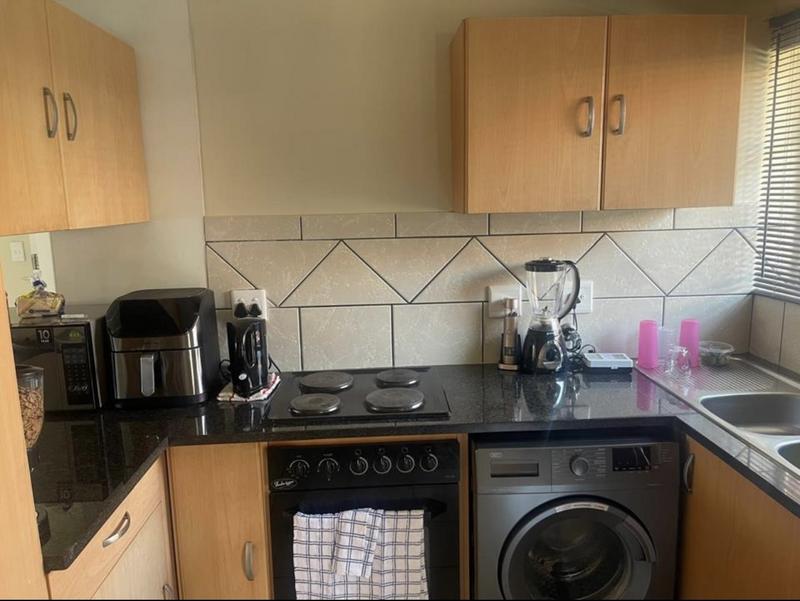 2 Bedroom Property for Sale in Pretoria North Gauteng