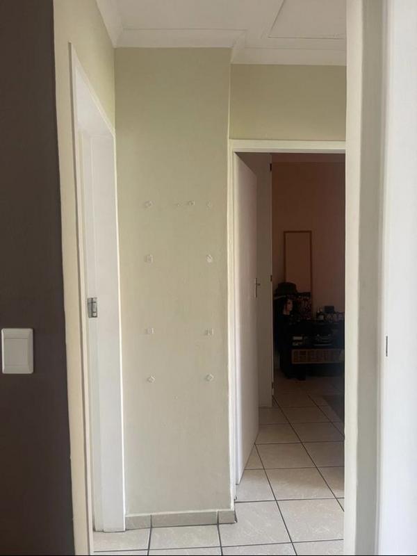 2 Bedroom Property for Sale in Pretoria North Gauteng