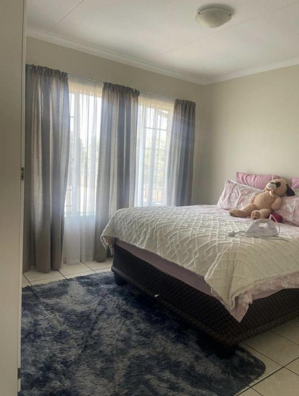 2 Bedroom Property for Sale in Pretoria North Gauteng