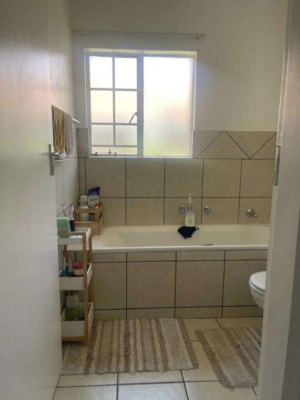 2 Bedroom Property for Sale in Pretoria North Gauteng