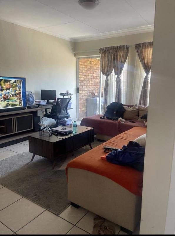 2 Bedroom Property for Sale in Pretoria North Gauteng