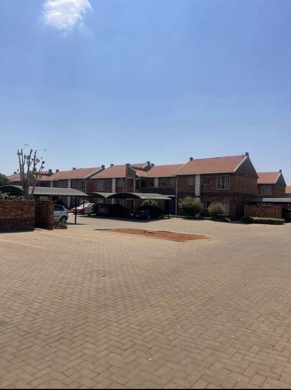 2 Bedroom Property for Sale in Pretoria North Gauteng