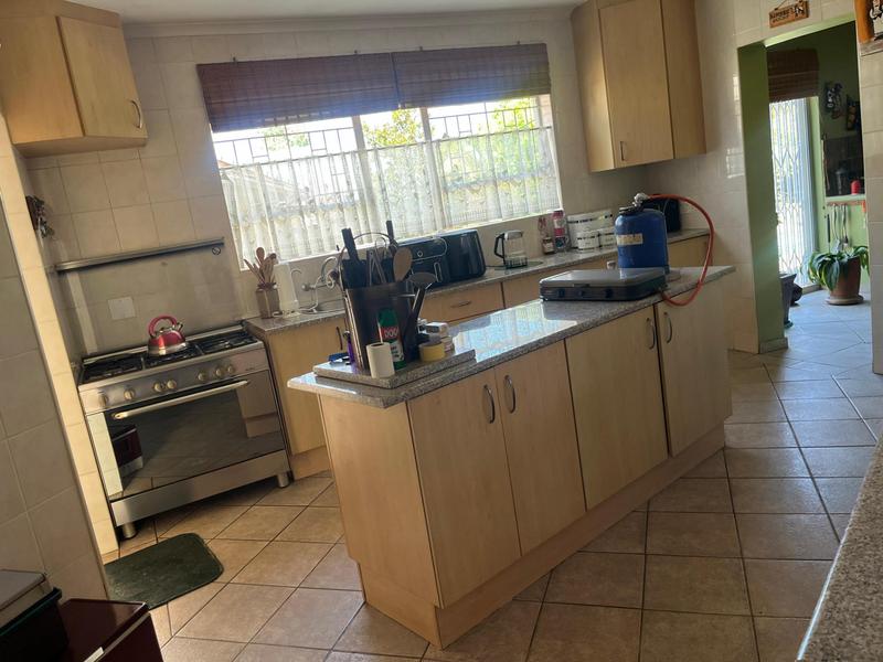 4 Bedroom Property for Sale in Albertsdal Gauteng