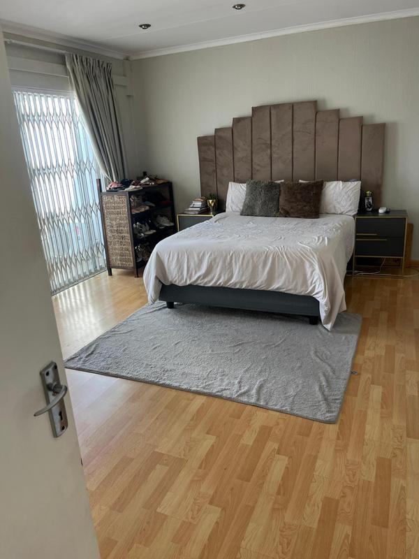3 Bedroom Property for Sale in Albertsdal Gauteng