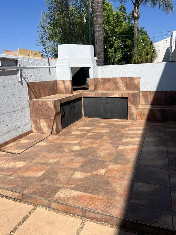 3 Bedroom Property for Sale in Albertsdal Gauteng