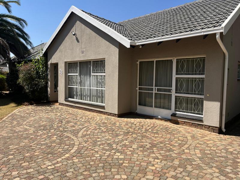 3 Bedroom Property for Sale in Albertsdal Gauteng