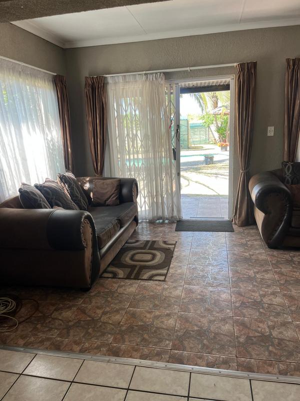 3 Bedroom Property for Sale in Albertsdal Gauteng
