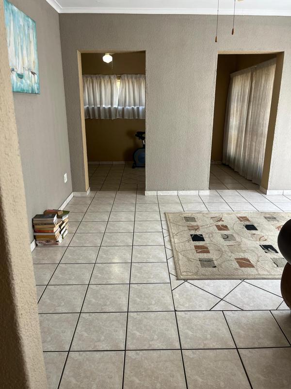 3 Bedroom Property for Sale in Albertsdal Gauteng