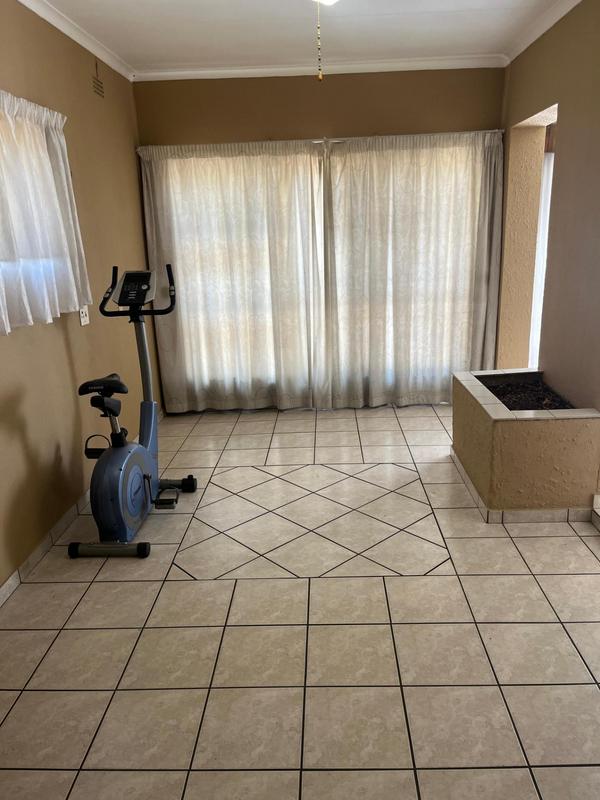 3 Bedroom Property for Sale in Albertsdal Gauteng