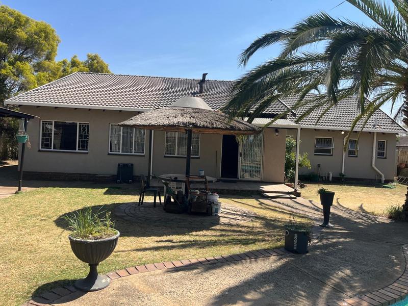 3 Bedroom Property for Sale in Albertsdal Gauteng