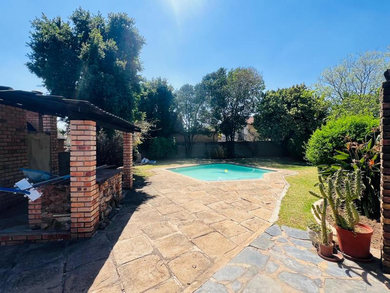 3 Bedroom Property for Sale in Verwoerdpark Gauteng