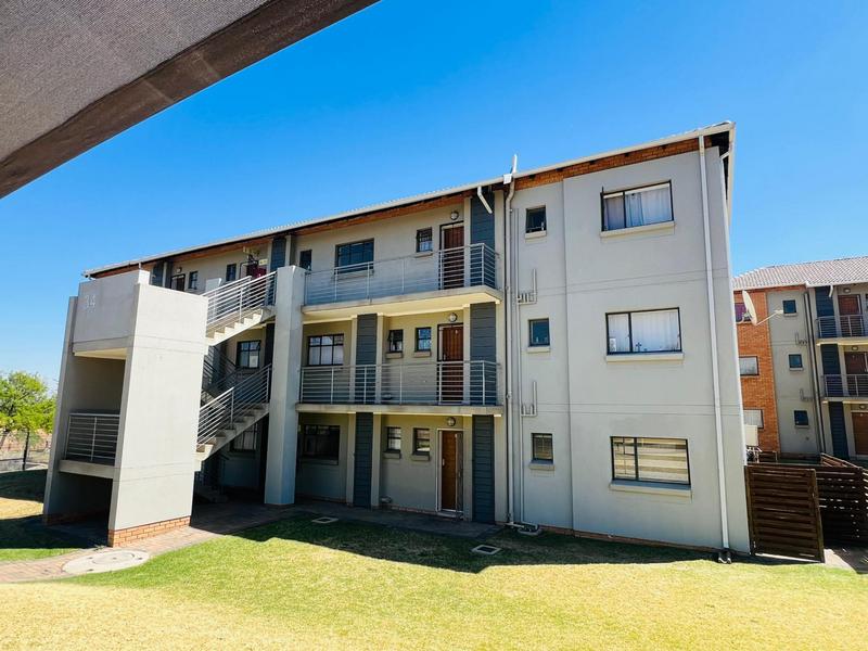 4 Bedroom Property for Sale in Esther Park Gauteng