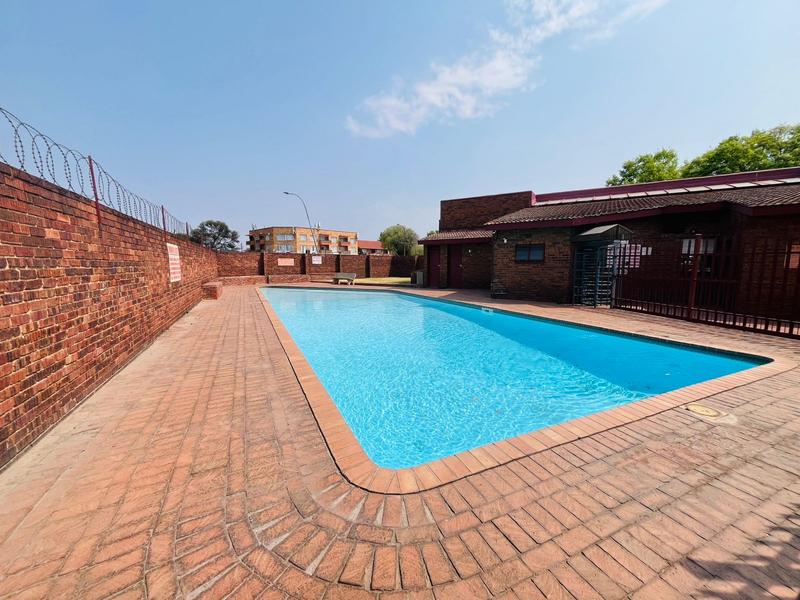 2 Bedroom Property for Sale in The Hill Gauteng