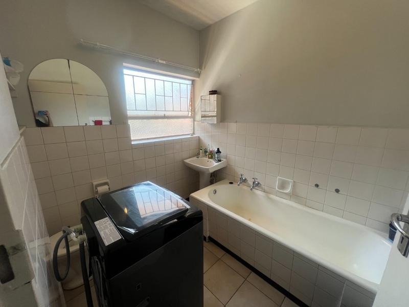 2 Bedroom Property for Sale in Pretoria North Gauteng