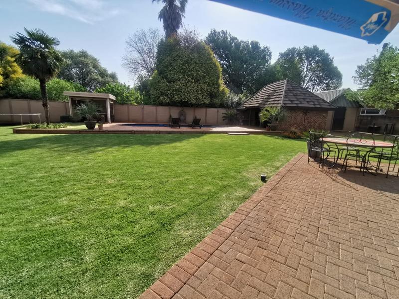 5 Bedroom Property for Sale in Meyerton Central Gauteng