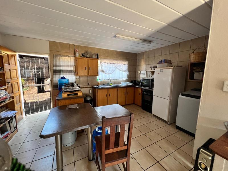 To Let 2 Bedroom Property for Rent in Erasmia Gauteng