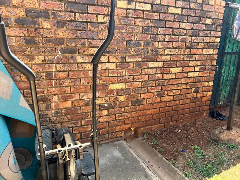 To Let 2 Bedroom Property for Rent in Erasmia Gauteng